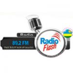 listen_radio.php?radio_station_name=3878-radio-flash-fm